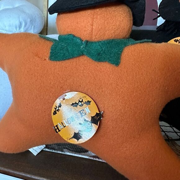 New with tags Deadstock Vintage Target Brand Halloween Star Shaped Pillows - Picture 2 of 14